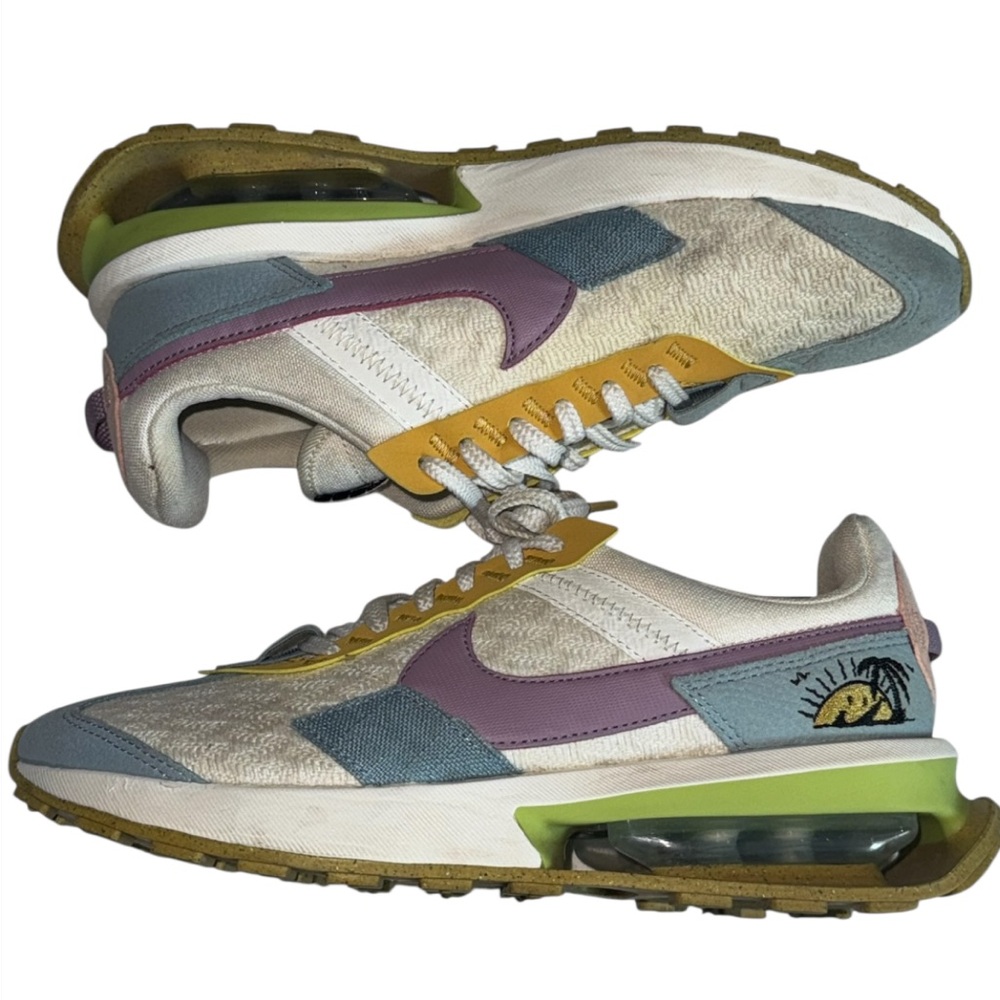 Nike Air Max Pre-Day SE Sun Club (Women's)